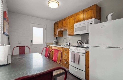 Moab Condo | Desert Views Fire Pit Hot Tub Walkable