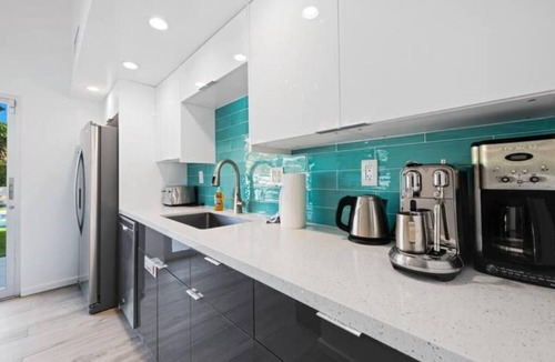 Vista Las Palmas House | Diamonds are Forever - Live the Good Life
