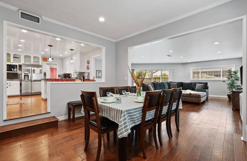 Southwest Anaheim House | Disney Home | Convention Center - HVH Margie