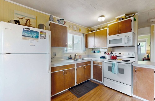 Moclips House | Dog-friendly cottage w/beach access & ocean view from living room