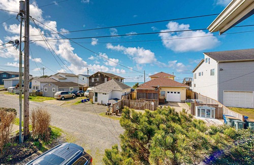 Newport House | Dog-friendly home near the ocean with gas fireplace & partial water views