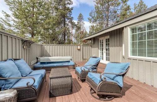 Deer Park House | Dog-friendly home with pool & hot tub access fireplace bikes and WiFi