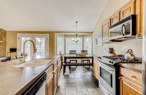 Deer Park House | Dog-friendly home with pool & hot tub access, fireplace, bikes, and WiFi