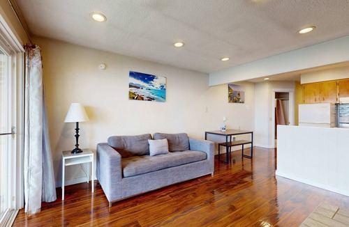 Lincoln City House | Dog Friendly Oceanview Condo with Great Location and Nearby Beach Access