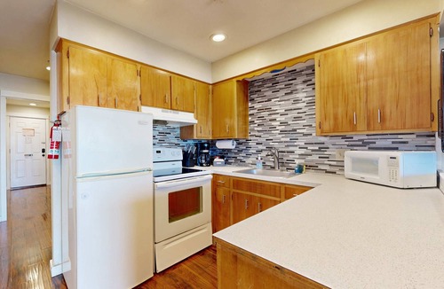 Lincoln City House | Dog Friendly Oceanview Condo with Great Location and Nearby Beach Access