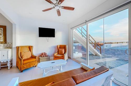 La Paloma House | Dog-Friendly Villa with Heated Outdoor Pool, Hot Tub, Streaming, Balcony, Grill