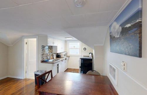Rockaway Beach House | Dolphin 2