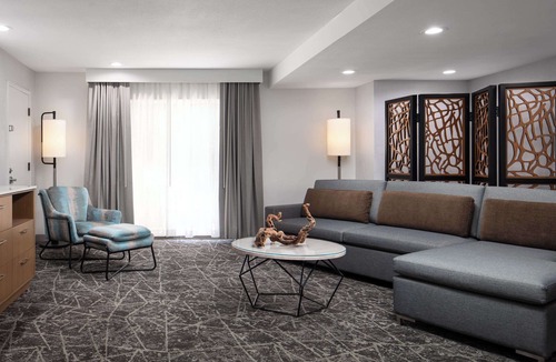 Sacramento Hotel | DoubleTree by Hilton Sacramento