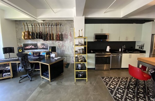 Downtown Los Angeles Apartment | Downtown Los Angeles Modern Large Corner Unit Loft