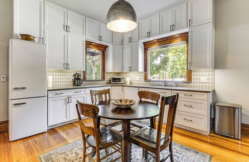 Berthoud Cottage | Downtown Walkability - 'the Purple House'