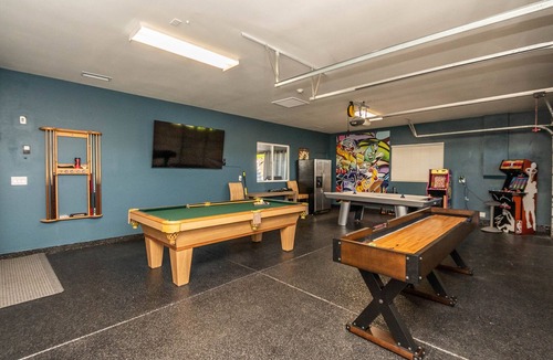 Valley Center House | Dream Getaway:Putting Green, Game Room, Volleyball