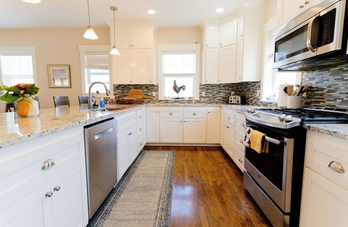 Roads End House | Dreamy Luxury Oceanview Home w/Hottub. Easy walk to beach.