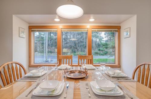 Manzanita House | Driftwood Cottage MCA 491 - Meredith Lodging