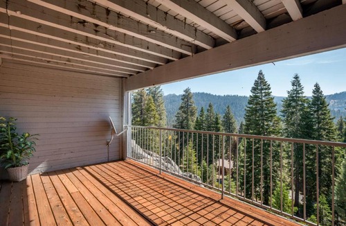 Lakeshore House | Eagles Nest Condo #79
