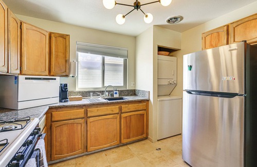 Roseville - Fleet Ridge Condo | Easy Beach & Airport Access! San Diego Getaway