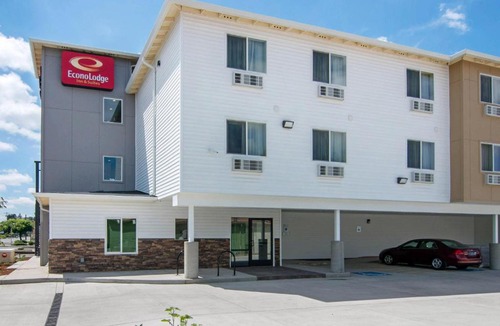 Springfield Hotel | Econo Lodge Inn & Suites Springfield Main Street