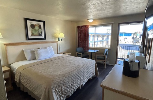 Reedsport Hotel | Economy Inn Reedsport