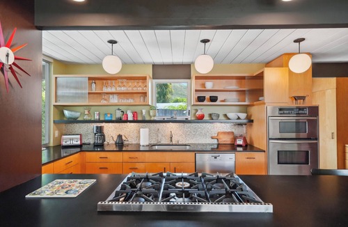 Thousand Oaks House | Eichler Estate with Pool, Spa, and Piano: