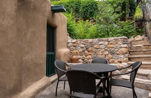 Tesuque House | El Nido Lane Tesuque | Fireplaces, Walk to Plaza