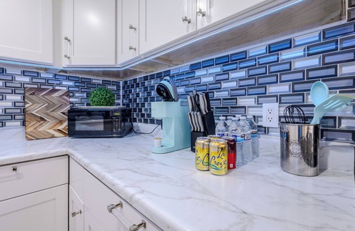 Pacific - Edison Condo | “Elegant Condo Steps from Americana”