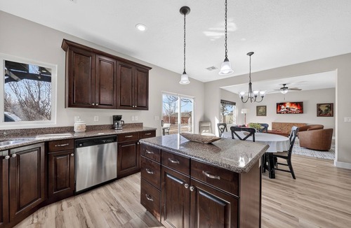 Cedar City House | Elegant Retreat | 4 BR Cedar City Getaway + Spa