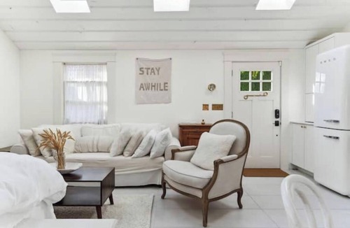 Highline House | Elegant & Romantic Farmhouse, Natural Light!