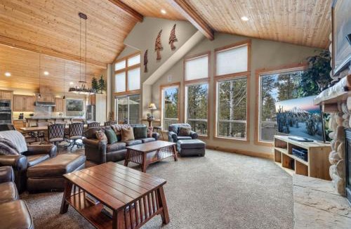 Deer Park House | Elkhorn Lodge