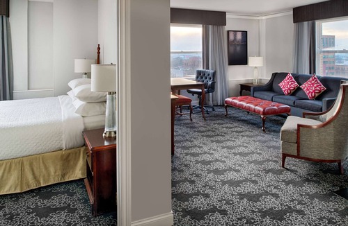Old Town Chinatown Hotel | Embassy Suites by Hilton Portland Downtown