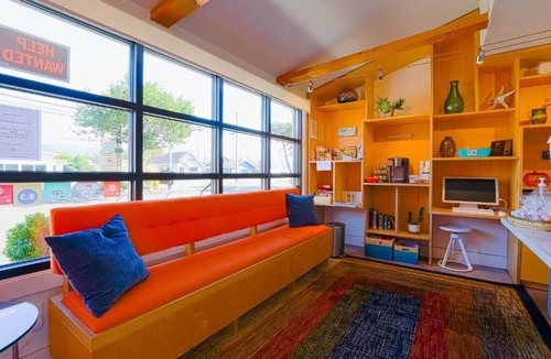 Seaside Hotel | Embrace the Coastal Vibe! Pet-friendly Property, Free Parking, Kitchenette!
