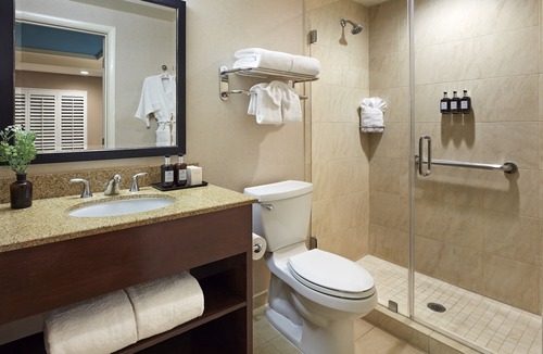 Village of La Jolla Hotel | Empress Hotel of La Jolla