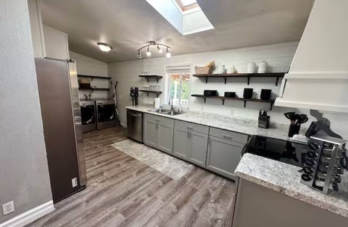 Ruch House | Enchanting Getaway Farmhouse and Tiny House Duo