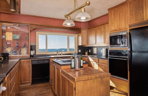 Chinook House | Enjoy Astoria, Long Beach, the Columbia River and Pacific Ocean
