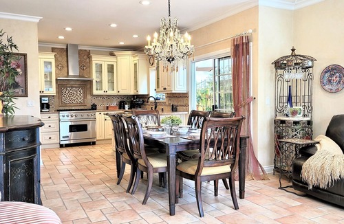 North of Wilshire House | Enjoy luxurious, unique home in prime Santa Monica at a great intro price.