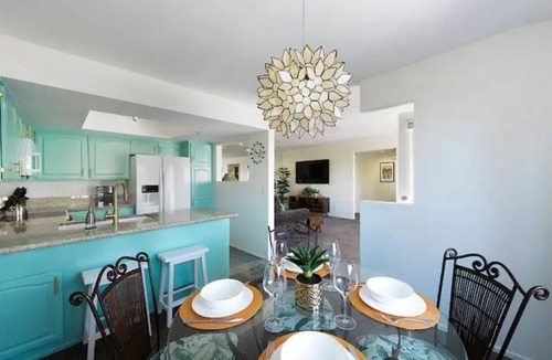 Downtown Palm Springs Condo | Enjoy Palm Springs with ease! Downtown, adjacent to casino, 5 min walk to town