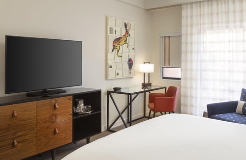 Uptown Sedona Hotel | Enjoy Stunning Red Rock Views from Your Cozy Room in Sedona