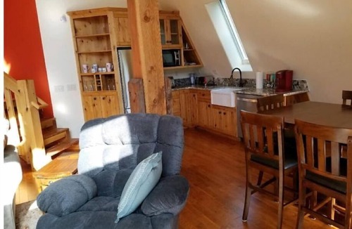 Gold Beach House | Enjoy summer at the beach!