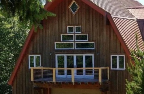 Gold Beach House | Enjoy summer at the beach!