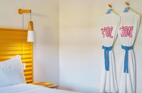 Sonora Sunrise Hotel | Enjoy the Beauty of Palm Springs and Stay in our 3 Pool View Units!
