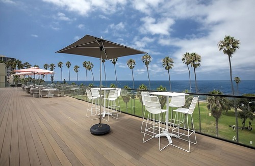 Village of La Jolla Hotel | Enjoy The Ocean Breeze! 2 Spacious Units! Close to Boomer Beach and Seal Rock!