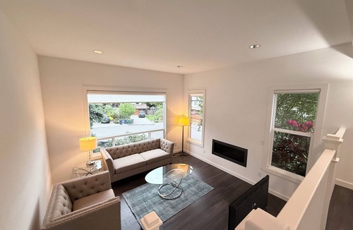 Inglewood-Finn Hill House | Entire spacious house in marvelous Kirkland with garage