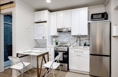 Midtown Apartment | Everything NEW Studio! Close to Golf and Medical!