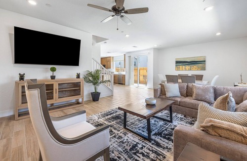 Clovis House | Excellent New Brambles 4bd3ba w/Pool @Copper River