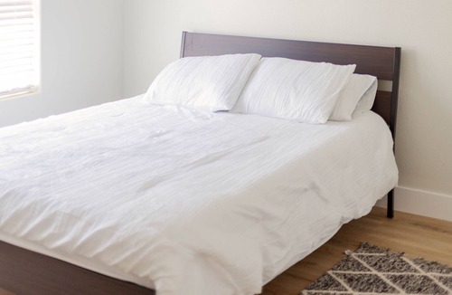 Exeter House | Exeter Retreat: Short Drive to the Sequoias