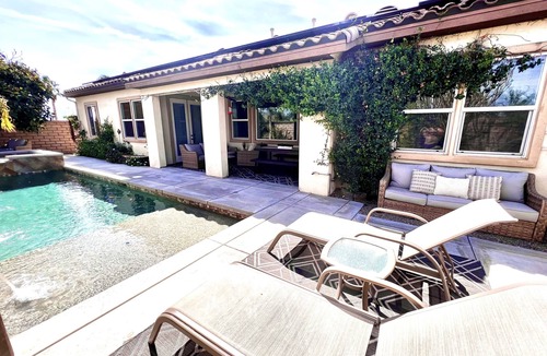 Indio Villa | Experience Indio living near Joshua Tree only 28 mins away