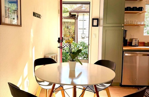 Columbia Apartment | Extended Stay Gem in Columbia - Walk to Parks