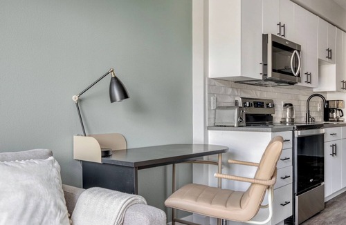Lower Queen Anne Apartment | Fab Lower Queen Anne 1BR w/Game Room & Shared Garden, by Blueground