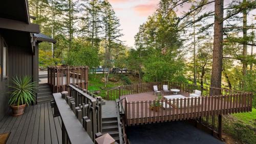 Riebli-Wallace Neighborhood Group House | Fable Sonoma by AvantStay