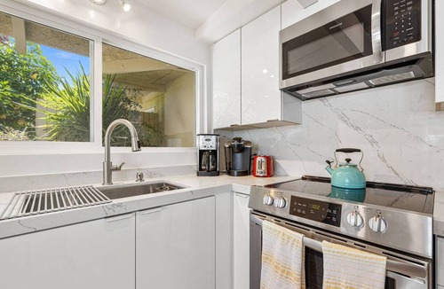 Palm Desert Condo | Fabulous Mid-Century Fun Condo, South Palm Desert!
