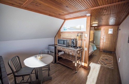 Bandon Apartment | Face Rock Retreat: North Loft