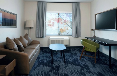 Moreno Valley Hotel | Fairfield Inn & Suites by Marriott Riverside Moreno Valley